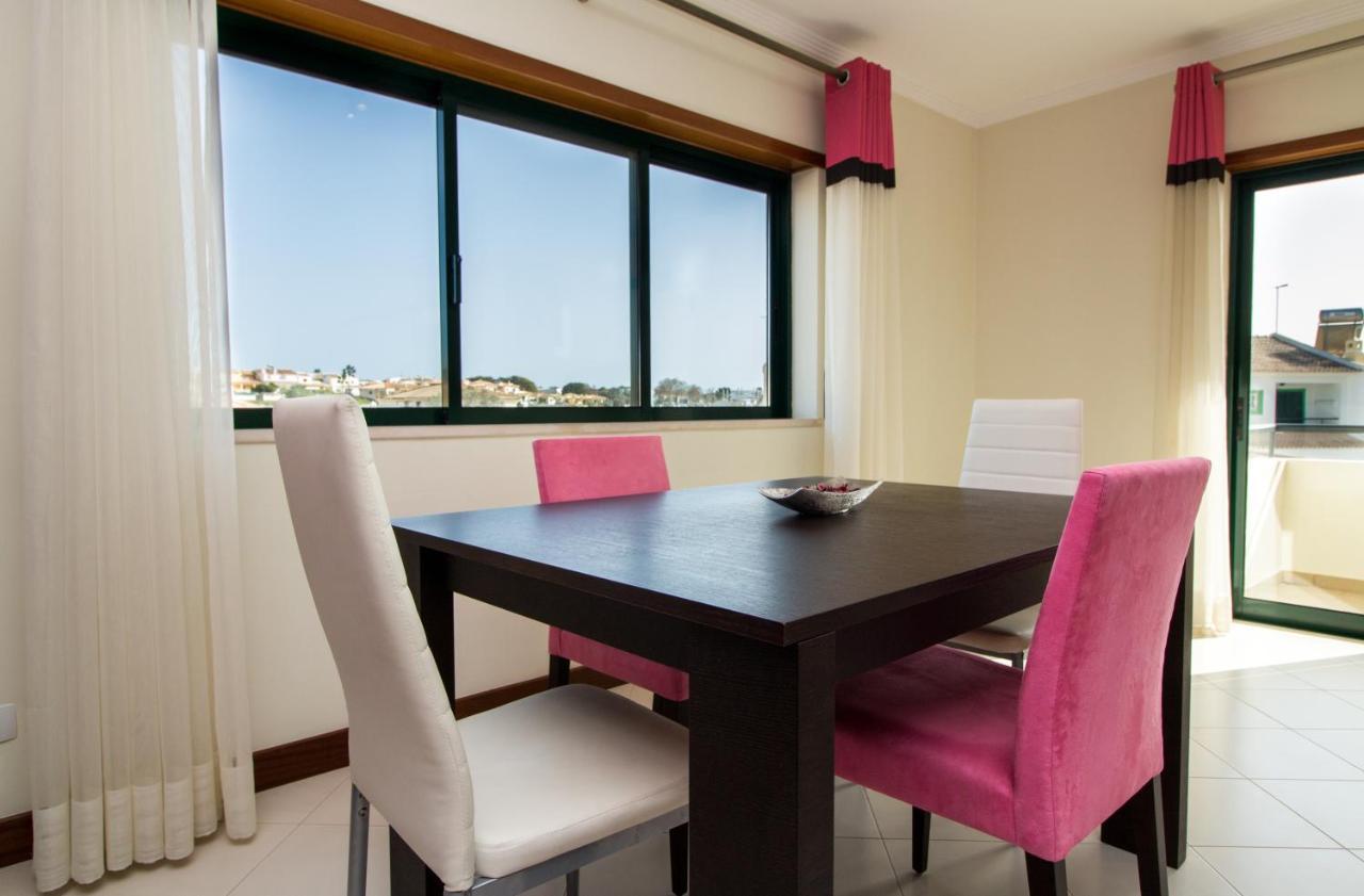 Family Apartment - Pool And Garden & Playground & Beach & אלבופיירה מראה חיצוני תמונה