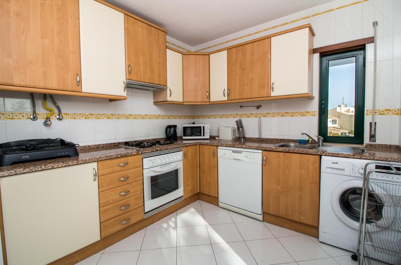 Family Apartment - Pool And Garden & Playground & Beach & אלבופיירה מראה חיצוני תמונה