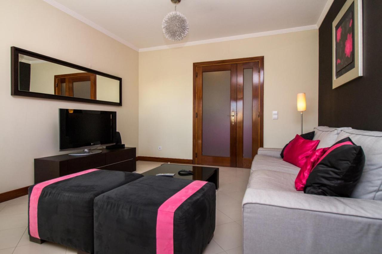 Family Apartment - Pool And Garden & Playground & Beach & אלבופיירה מראה חיצוני תמונה