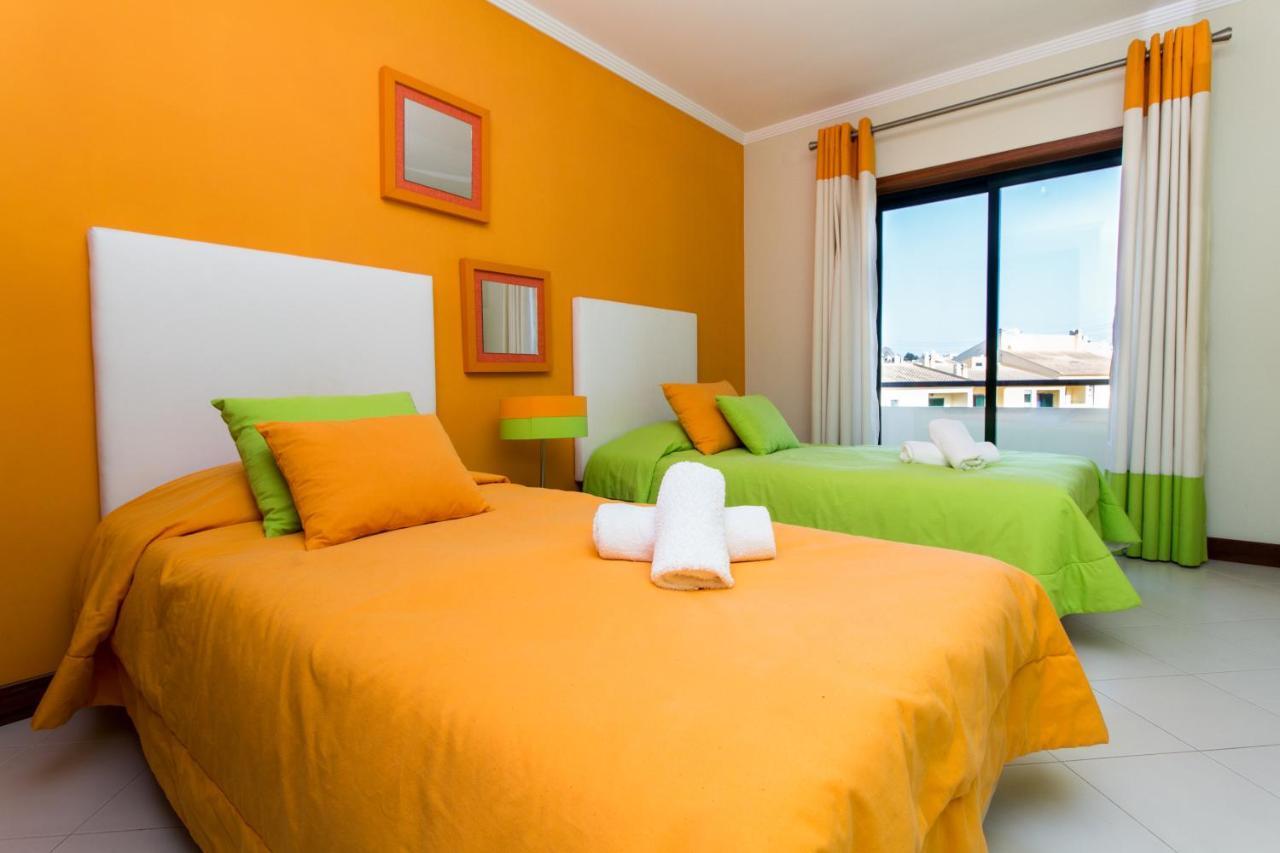 Family Apartment - Pool And Garden & Playground & Beach & אלבופיירה מראה חיצוני תמונה