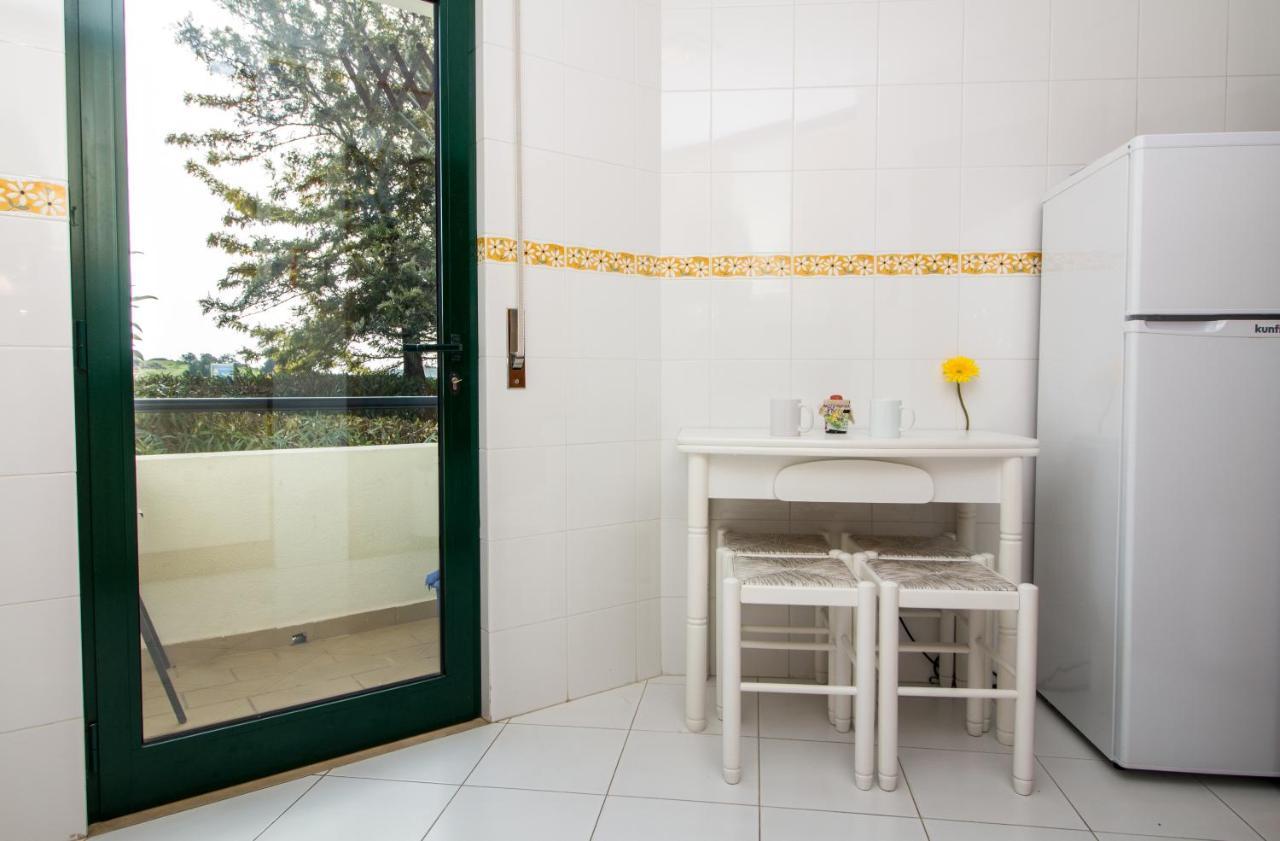 Family Apartment - Pool And Garden & Playground & Beach & אלבופיירה מראה חיצוני תמונה